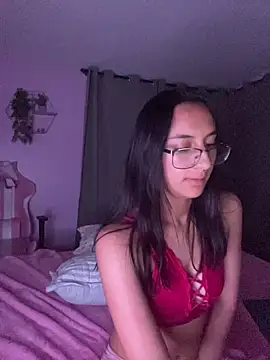 Chatroom XXX en direct de MoonLitDoll