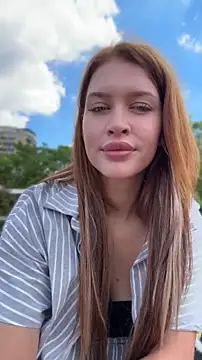 KikiWatson 现场XXX聊天