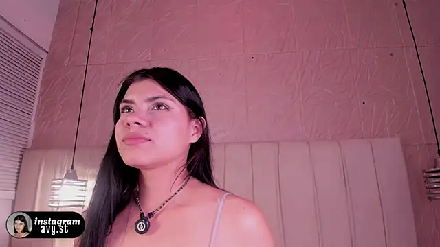 avy_st élő XXX-chatje