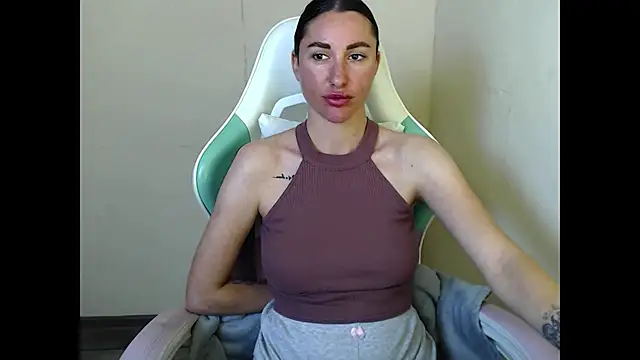 Chatroom XXX en direct de Cammil1a_horn