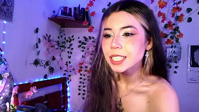 Kittyuwu_ Chat XXX in diretta