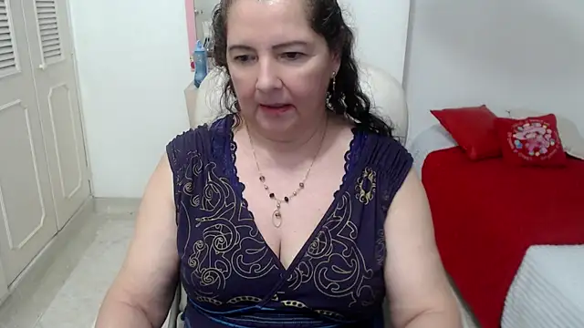 leonela_69 Chat XXX live