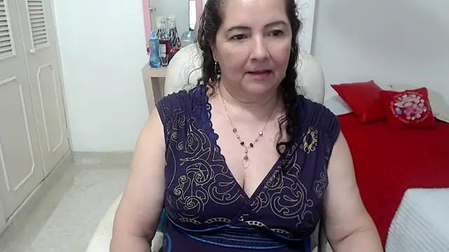 leonela_69 Adlı Modelin Canlı XXX Sohbeti