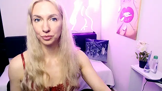 Chat +18 de Cute_Smile_Shy ao vivo