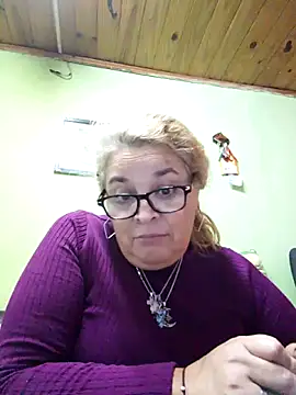 momismilf544 Live XXX-Chat