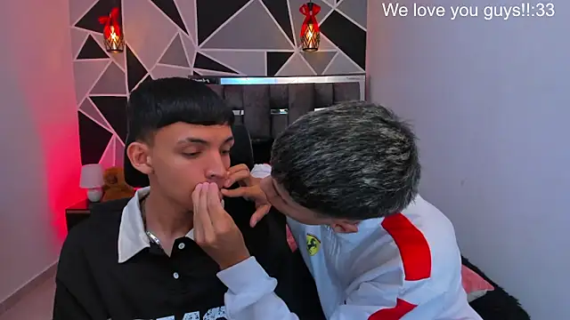แชท XXX สดของ Juan_Nd_Steven