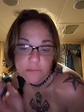 TheANNswer's Live XXX Chat