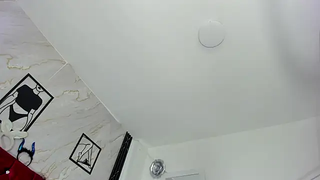 Chat +18 de Kazsandraa ao vivo