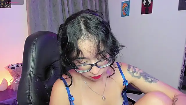 indra_camn Live XXX chat