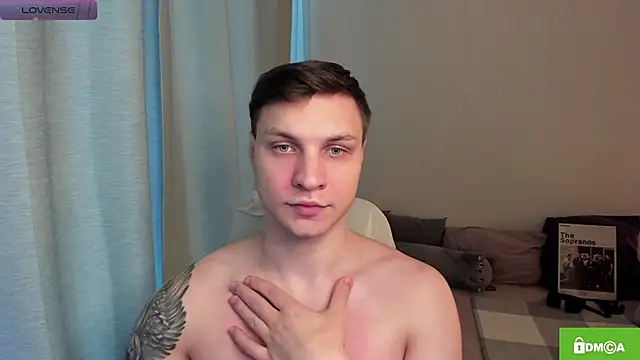 handsome_guy01 Adlı Modelin Canlı XXX Sohbeti