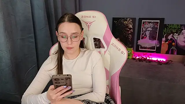 Sweet_frosti Adlı Modelin Canlı XXX Sohbeti