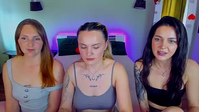 XXX chat uživo modela MagicEyess