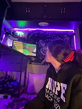 Lilactease's Live XXX Chat