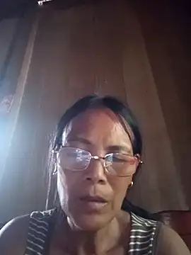 XXX chat uživo modela toyo_668