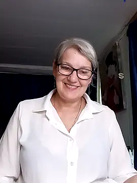 irinamaux Chat XXX in diretta