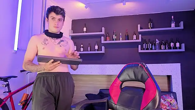 XXX chat uživo modela angel_still_