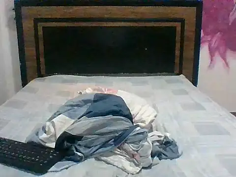 Chat XXX en directo de AlbertBigCock