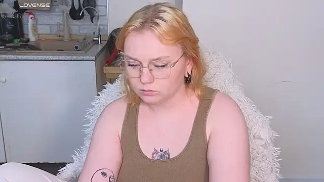 soft_focus live XXX chat