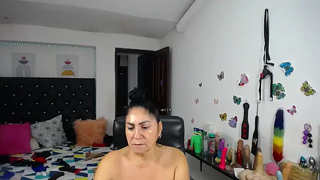 Онлайн чат XXX mature_bigboobs10