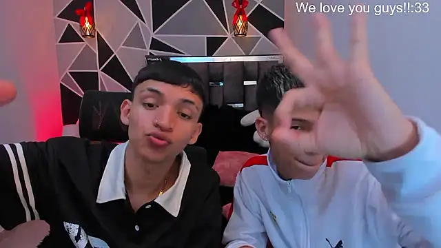 Chat +18 de Juan_Nd_Steven ao vivo