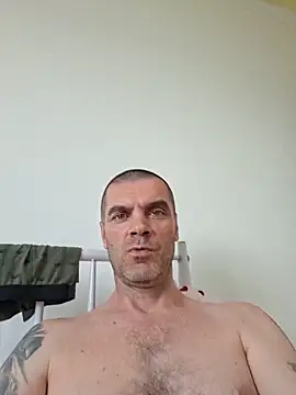 צ'אט XXX בשידור חי של SIR-MASTER-DOMINATOR