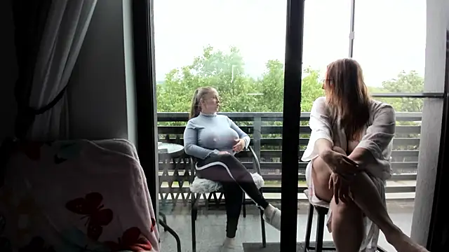 LIVYA's Live XXX Chat