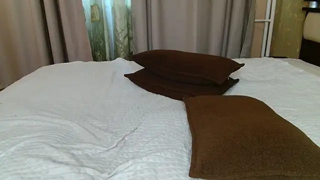 Chat XXX en directo de KellePourier
