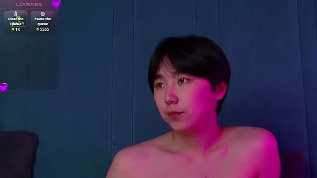 HeejinWang élő XXX-chatje