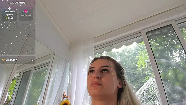 Czat XXX na żywo – Ella_Vee