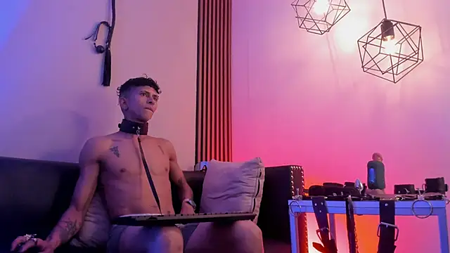 Maximoking26 Live XXX-chat