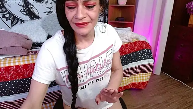 _Alexandra_Jones live XXX chat