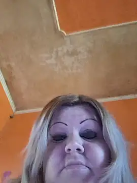 ducicsajsziii Chat XXX live
