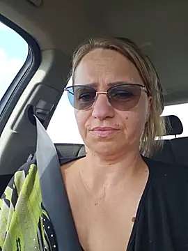 Czat XXX na żywo – BLONDKICIA1
