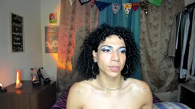 Angel_White25: онлайн-секс-чат