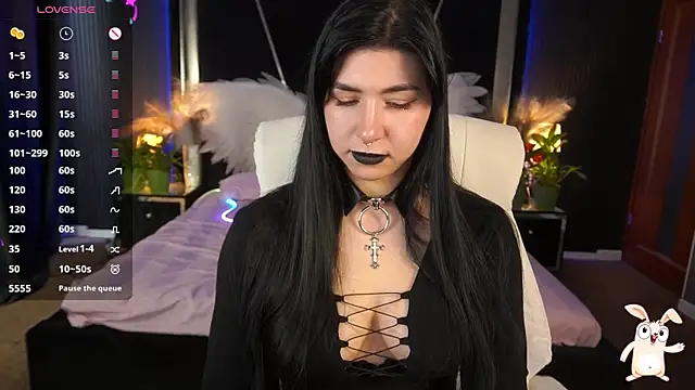 دردشة EmilyCandyy الجنسية المباشرة