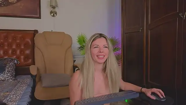 Онлайн чат XXX Real_Tini