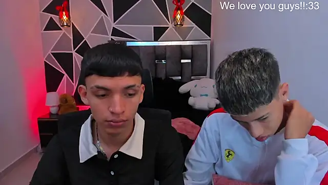 Juan_Nd_Steven Chat XXX in diretta