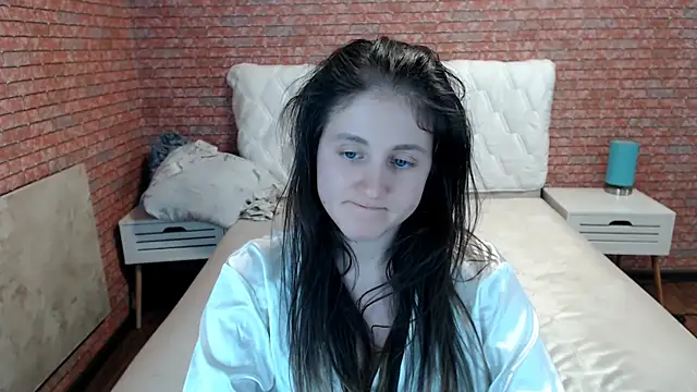 Holliy_Cooper XXX чат на живо