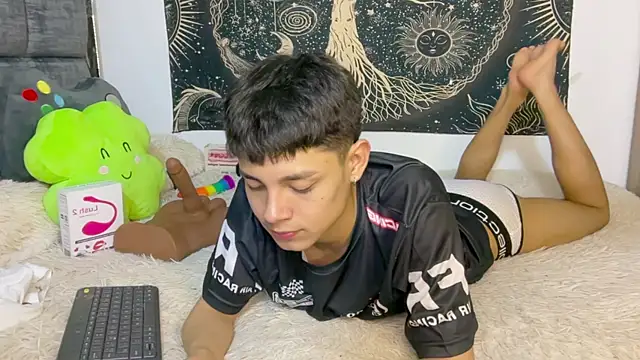 Andy_Belier23 – Naživo XXX chat
