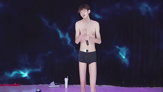Živý XXX chat AKA-001