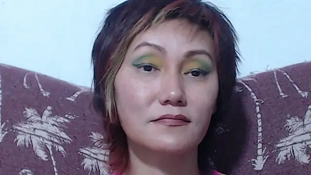VERYHAPPYWOMANXXX লাইভ XXX চ্যাট