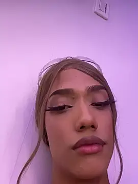 SelenaRogers élő XXX-chatje