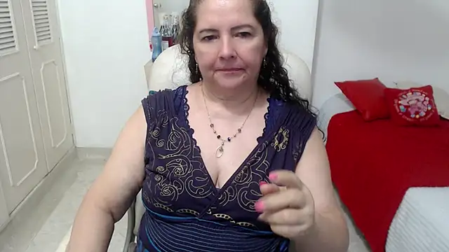 leonela_69 Chat XXX in diretta