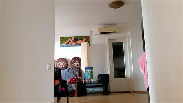 دردشة lindalovesexy الجنسية المباشرة