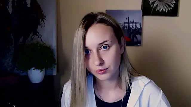 _Nicole_new Adlı Modelin Canlı XXX Sohbeti
