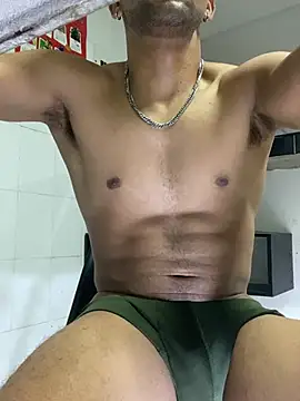 leoblazes' Live XXX Chat