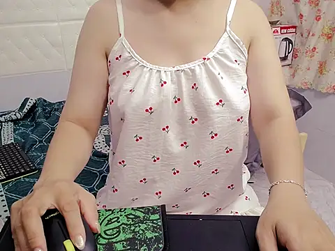 Haruka95 XXX чат на живо