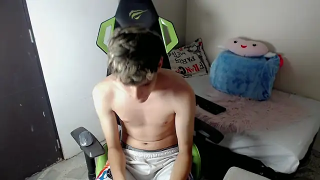 XXX chat uživo modela Pablito_junior
