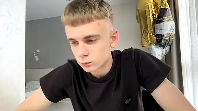 SoloFury Chat XXX live