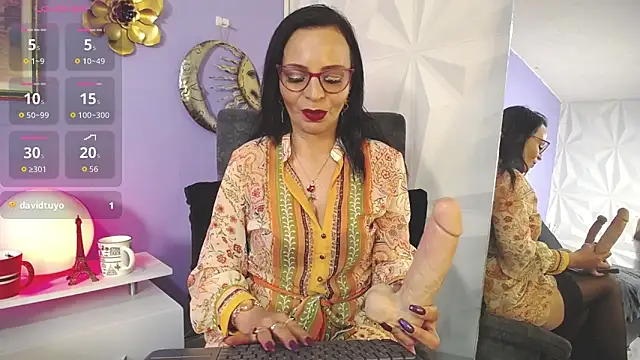 XXX chat uživo modela Miss_ellien